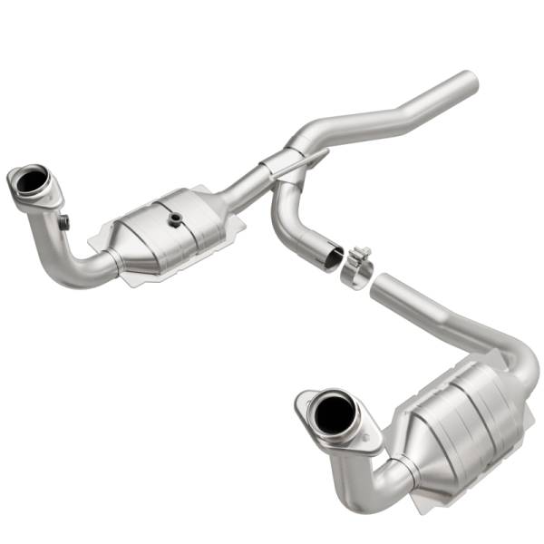 MagnaFlow Exhaust Products - MagnaFlow Exhaust Products OEM Grade Direct-Fit Catalytic Converter 51829 - Image 1