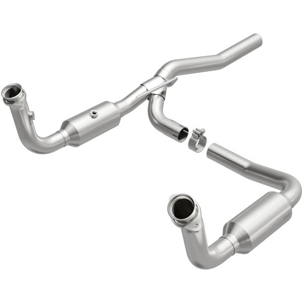 MagnaFlow Exhaust Products - MagnaFlow Exhaust Products California Direct-Fit Catalytic Converter 5451187 - Image 1