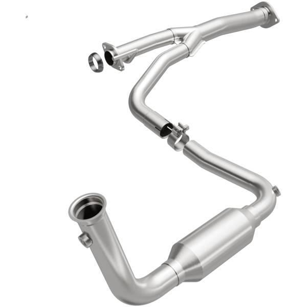 MagnaFlow Exhaust Products - MagnaFlow Exhaust Products California Direct-Fit Catalytic Converter 4551582 - Image 1