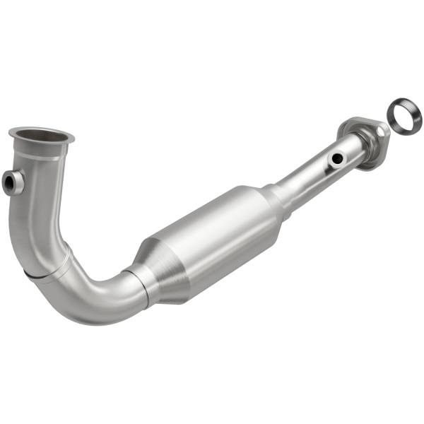 MagnaFlow Exhaust Products - MagnaFlow Exhaust Products California Direct-Fit Catalytic Converter 5451583 - Image 1