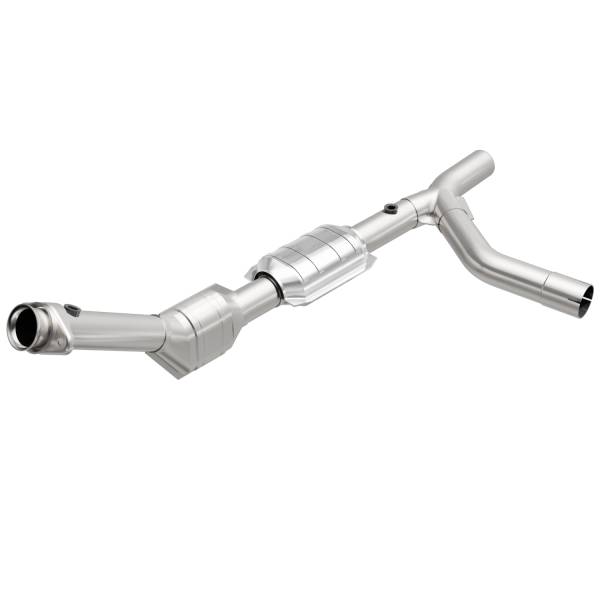 MagnaFlow Exhaust Products - MagnaFlow Exhaust Products HM Grade Direct-Fit Catalytic Converter 23133 - Image 1