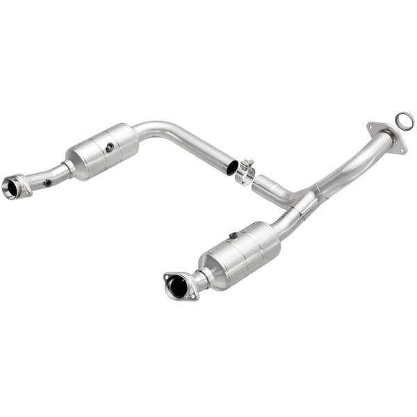 MagnaFlow Exhaust Products - MagnaFlow Exhaust Products OEM Grade Direct-Fit Catalytic Converter 49672 - Image 1