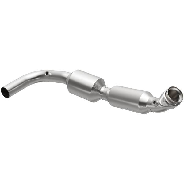 MagnaFlow Exhaust Products - MagnaFlow Exhaust Products California Direct-Fit Catalytic Converter 5582311 - Image 1