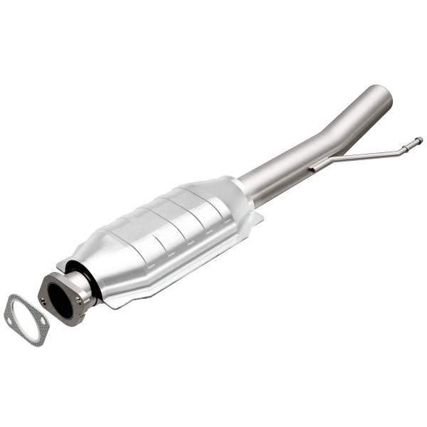 MagnaFlow Exhaust Products - MagnaFlow Exhaust Products HM Grade Direct-Fit Catalytic Converter 24467 - Image 1