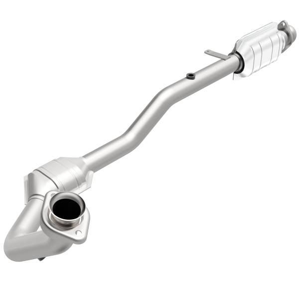MagnaFlow Exhaust Products - MagnaFlow Exhaust Products OEM Grade Direct-Fit Catalytic Converter 51088 - Image 1