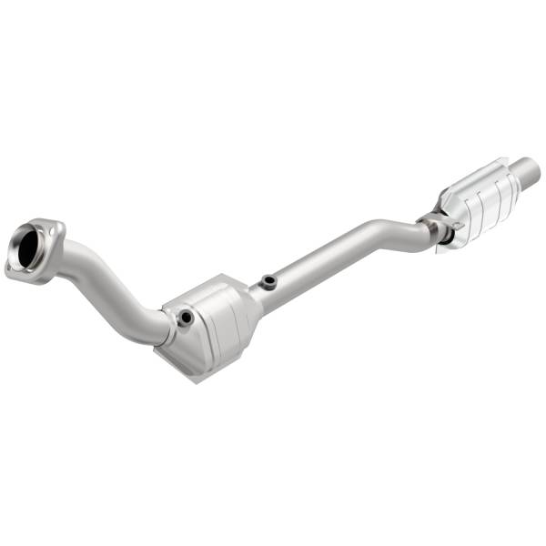 MagnaFlow Exhaust Products - MagnaFlow Exhaust Products OEM Grade Direct-Fit Catalytic Converter 51819 - Image 1