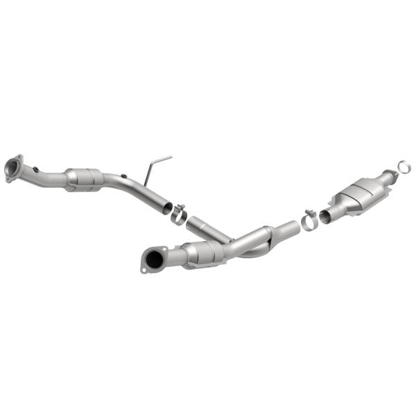 MagnaFlow Exhaust Products - MagnaFlow Exhaust Products OEM Grade Direct-Fit Catalytic Converter 49404 - Image 1