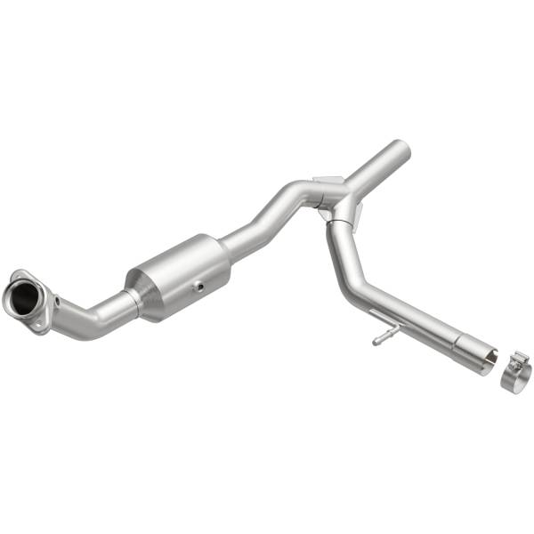 MagnaFlow Exhaust Products - MagnaFlow Exhaust Products OEM Grade Direct-Fit Catalytic Converter 49695 - Image 1
