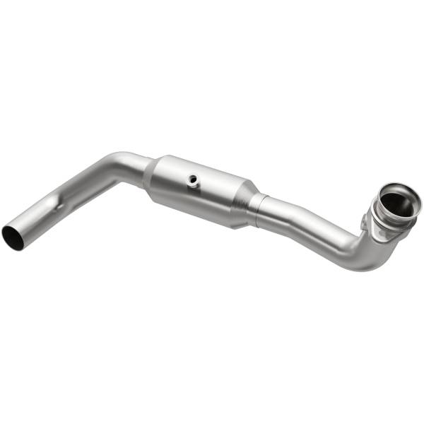 MagnaFlow Exhaust Products - MagnaFlow Exhaust Products California Direct-Fit Catalytic Converter 5551694 - Image 1