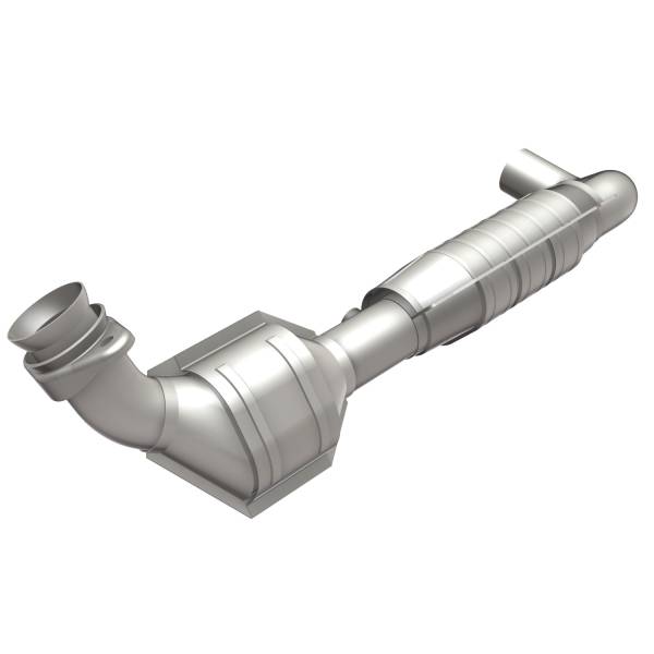 MagnaFlow Exhaust Products - MagnaFlow Exhaust Products OEM Grade Direct-Fit Catalytic Converter 49705 - Image 1
