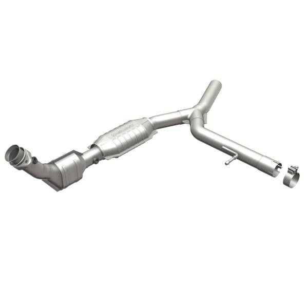 MagnaFlow Exhaust Products - MagnaFlow Exhaust Products OEM Grade Direct-Fit Catalytic Converter 49706 - Image 1