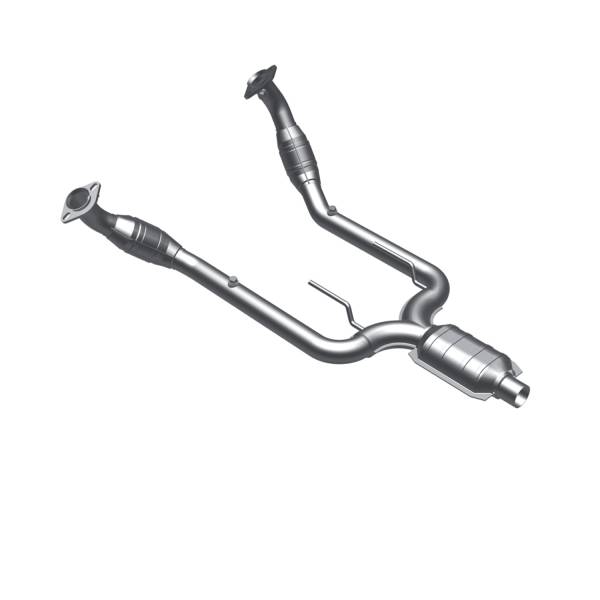 MagnaFlow Exhaust Products - MagnaFlow Exhaust Products HM Grade Direct-Fit Catalytic Converter 23343 - Image 1