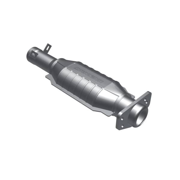MagnaFlow Exhaust Products - MagnaFlow Exhaust Products Standard Grade Direct-Fit Catalytic Converter 93486 - Image 1