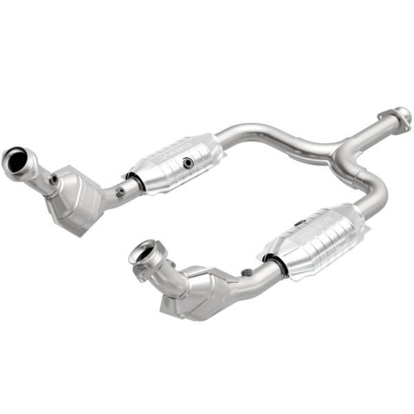 MagnaFlow Exhaust Products - MagnaFlow Exhaust Products HM Grade Direct-Fit Catalytic Converter 93345 - Image 1