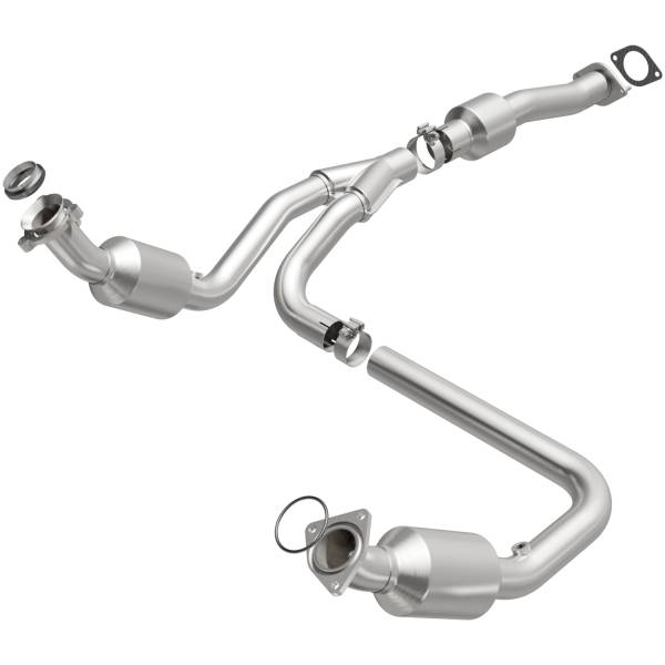 MagnaFlow Exhaust Products - MagnaFlow Exhaust Products California Direct-Fit Catalytic Converter 5582134 - Image 1