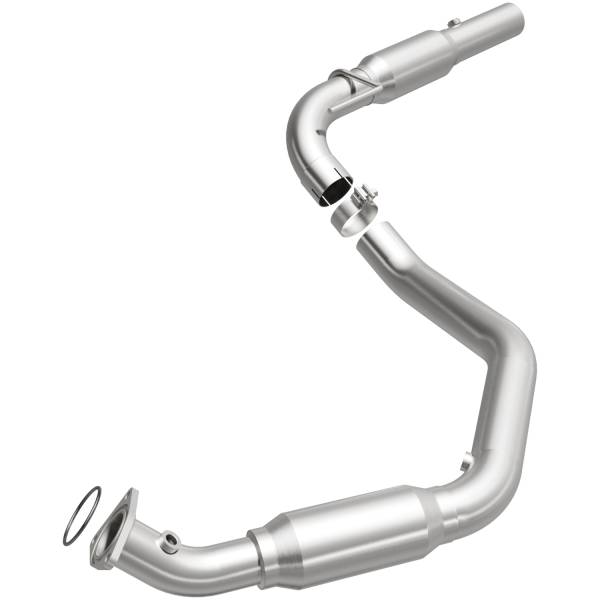 MagnaFlow Exhaust Products - MagnaFlow Exhaust Products California Direct-Fit Catalytic Converter 5582524 - Image 1