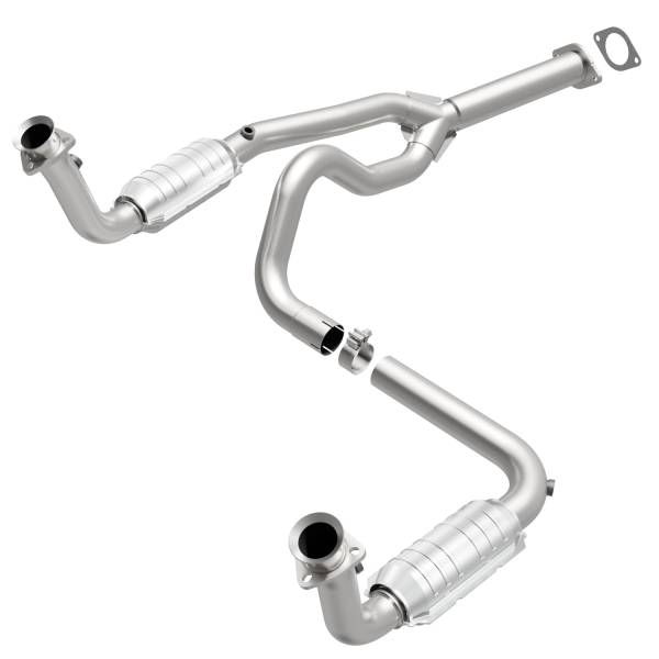 MagnaFlow Exhaust Products - MagnaFlow Exhaust Products OEM Grade Direct-Fit Catalytic Converter 49063 - Image 1