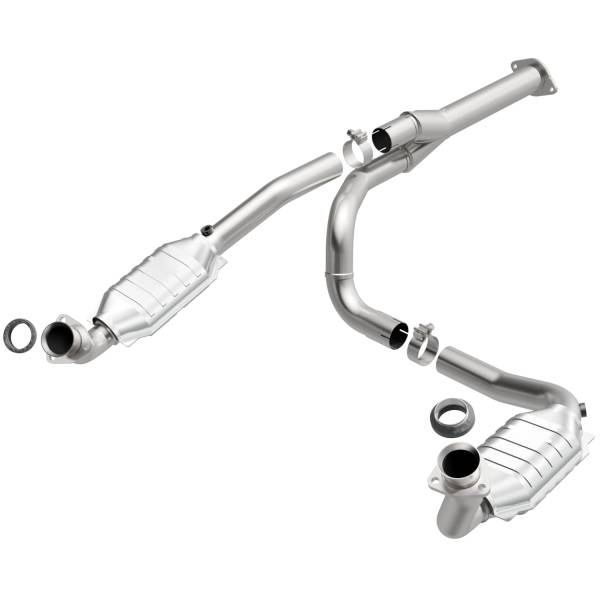 MagnaFlow Exhaust Products - MagnaFlow Exhaust Products OEM Grade Direct-Fit Catalytic Converter 51510 - Image 1