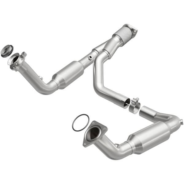 MagnaFlow Exhaust Products - MagnaFlow Exhaust Products California Direct-Fit Catalytic Converter 5451650 - Image 1