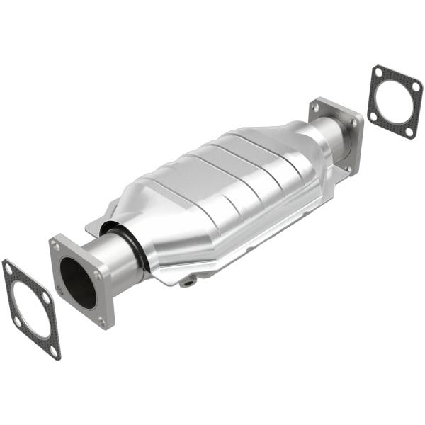MagnaFlow Exhaust Products - MagnaFlow Exhaust Products Standard Grade Direct-Fit Catalytic Converter 23652 - Image 1
