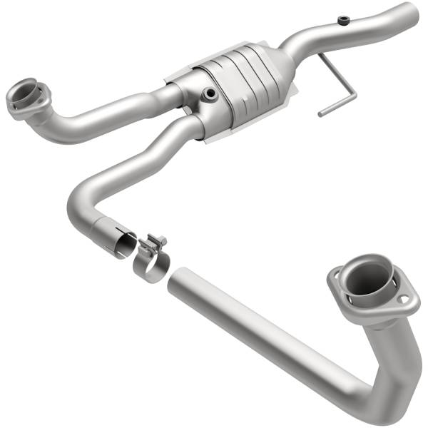 MagnaFlow Exhaust Products - MagnaFlow Exhaust Products California Direct-Fit Catalytic Converter 4451295 - Image 1