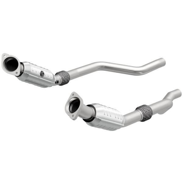 MagnaFlow Exhaust Products - MagnaFlow Exhaust Products OEM Grade Direct-Fit Catalytic Converter 16421 - Image 1