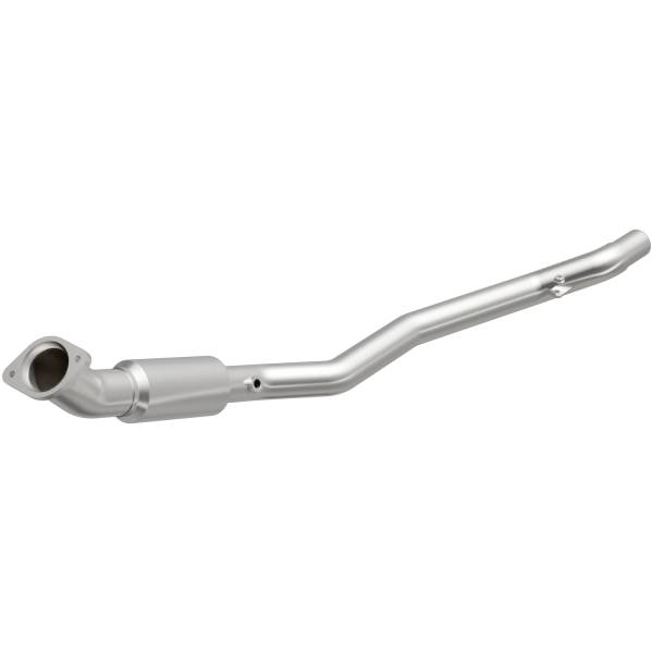 MagnaFlow Exhaust Products - MagnaFlow Exhaust Products OEM Grade Direct-Fit Catalytic Converter 21-539 - Image 1