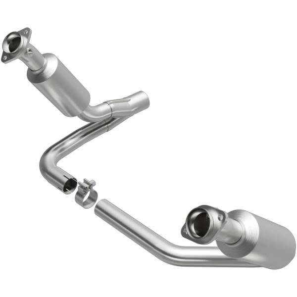 MagnaFlow Exhaust Products - MagnaFlow Exhaust Products California Direct-Fit Catalytic Converter 5451849 - Image 1