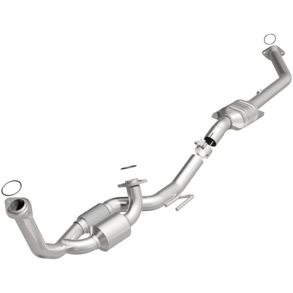 MagnaFlow Exhaust Products - MagnaFlow Exhaust Products California Direct-Fit Catalytic Converter 447163 - Image 1