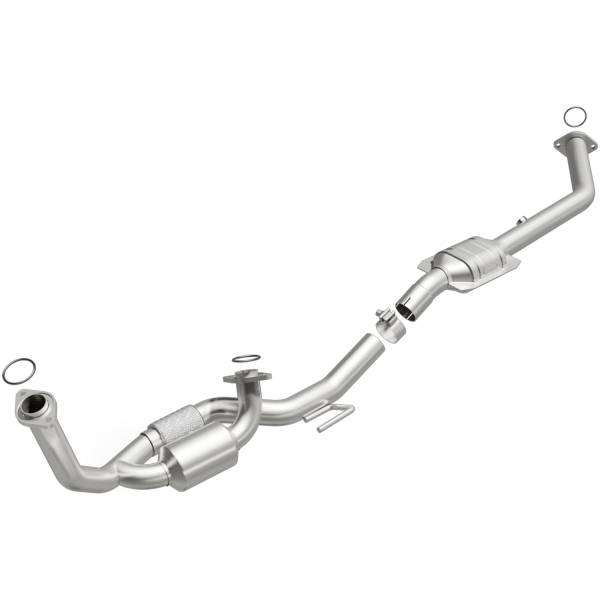 MagnaFlow Exhaust Products - MagnaFlow Exhaust Products OEM Grade Direct-Fit Catalytic Converter 52457 - Image 1