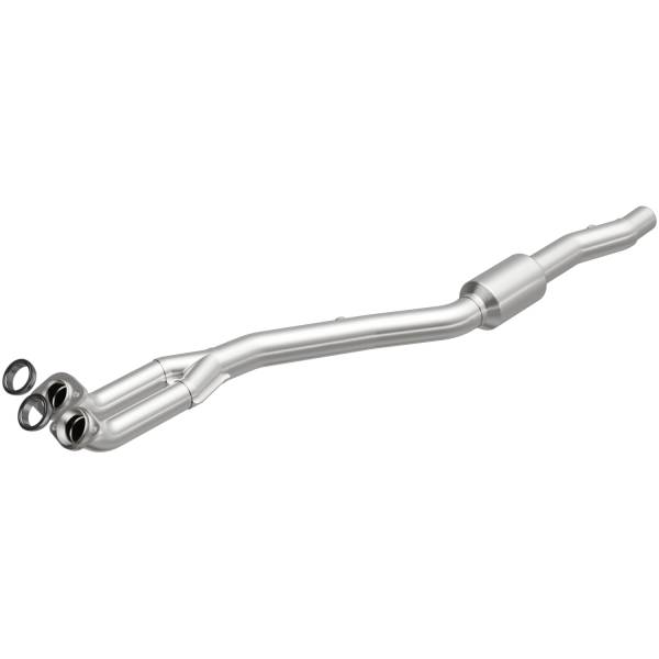 MagnaFlow Exhaust Products - MagnaFlow Exhaust Products HM Grade Direct-Fit Catalytic Converter 23058 - Image 1