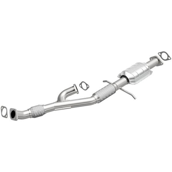 MagnaFlow Exhaust Products - MagnaFlow Exhaust Products HM Grade Direct-Fit Catalytic Converter 26212 - Image 1