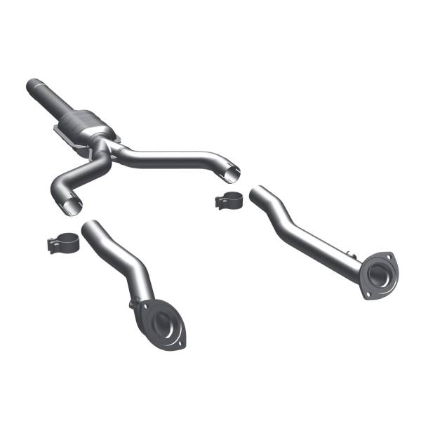 MagnaFlow Exhaust Products - MagnaFlow Exhaust Products HM Grade Direct-Fit Catalytic Converter 26228 - Image 1