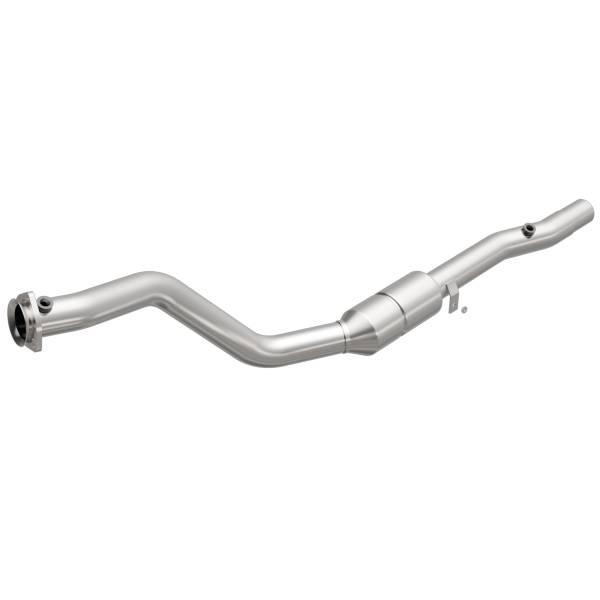 MagnaFlow Exhaust Products - MagnaFlow Exhaust Products OEM Grade Direct-Fit Catalytic Converter 51086 - Image 1