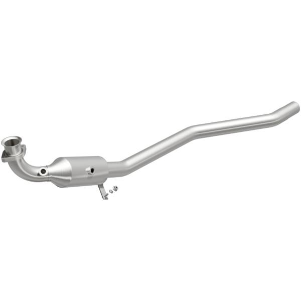 MagnaFlow Exhaust Products - MagnaFlow Exhaust Products California Direct-Fit Catalytic Converter 5551717 - Image 1