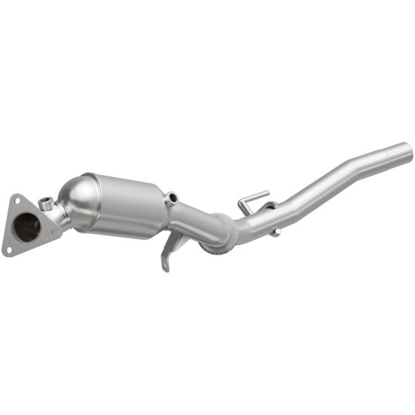 MagnaFlow Exhaust Products - MagnaFlow Exhaust Products California Direct-Fit Catalytic Converter 5551411 - Image 1