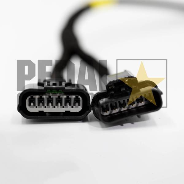 Pedal Commander - Pedal Commander Pedal Commander Throttle Response Controller with Bluetooth Support 20-ACR-RL-01 - Image 1