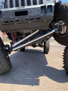 Apex Chassis Heavy Duty 2.5 Ton Tie Rod & Drag Link Assembly in Polished Aluminum Fits: 19-22 Jeep Gladiator JT 18-22 Jeep Wrangler JL. Note: This FLIP kit fits a Dana 44 axle with a lift exceeding 4.5 inches. Requires drilling the knuckle. - KIT125-Dana4