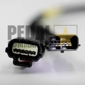 Pedal Commander - Pedal Commander Pedal Commander Throttle Response Controller with Bluetooth Support 77-GMC-S1L-02 - Image 1