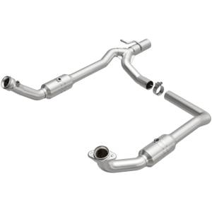 MagnaFlow Exhaust Products - MagnaFlow Exhaust Products OEM Grade Direct-Fit Catalytic Converter 52294 - Image 1