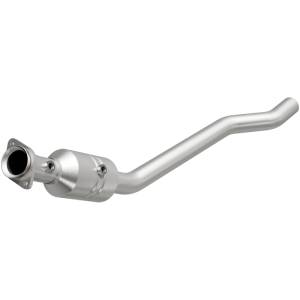 MagnaFlow Exhaust Products - MagnaFlow Exhaust Products OEM Grade Direct-Fit Catalytic Converter 49739 - Image 1