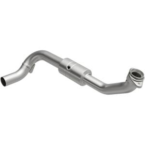 MagnaFlow Exhaust Products - MagnaFlow Exhaust Products OEM Grade Direct-Fit Catalytic Converter 52507 - Image 1