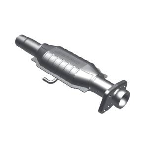 MagnaFlow Exhaust Products Standard Grade Direct-Fit Catalytic Converter 93456