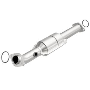 MagnaFlow Exhaust Products OEM Grade Direct-Fit Catalytic Converter 49702