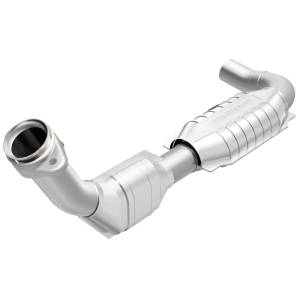 MagnaFlow Exhaust Products California Direct-Fit Catalytic Converter 447135