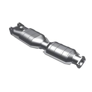 MagnaFlow Exhaust Products - MagnaFlow Exhaust Products Standard Grade Direct-Fit Catalytic Converter 23386 - Image 1