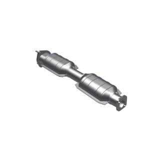MagnaFlow Exhaust Products Standard Grade Direct-Fit Catalytic Converter 23387