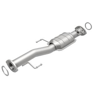 MagnaFlow Exhaust Products - MagnaFlow Exhaust Products OEM Grade Direct-Fit Catalytic Converter 49579 - Image 1