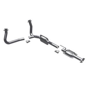MagnaFlow Exhaust Products - MagnaFlow Exhaust Products HM Grade Direct-Fit Catalytic Converter 93326 - Image 1