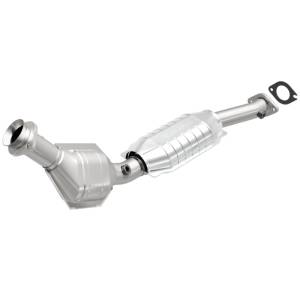 MagnaFlow Exhaust Products - MagnaFlow Exhaust Products HM Grade Direct-Fit Catalytic Converter 23327 - Image 2